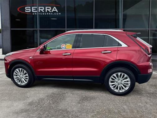 2024 Cadillac XT4 Luxury