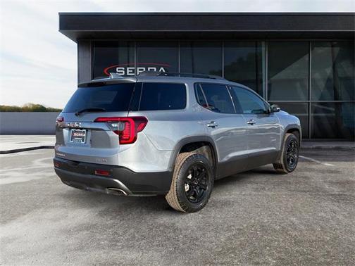 2023 GMC Acadia AWD AT4