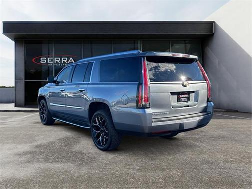 2019 Cadillac Escalade ESV Luxury