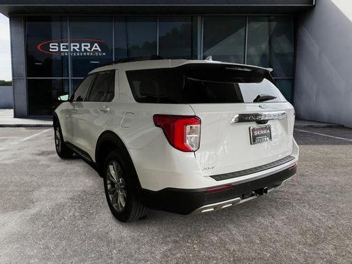Star White Metallic Tri-Coat 2021 Ford Explorer XLT