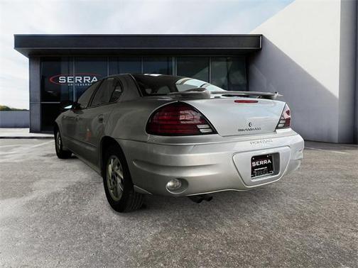2004 Pontiac Grand Am SE1