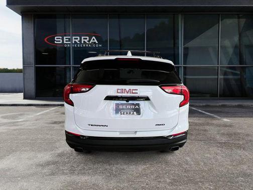 2020 GMC Terrain SLT