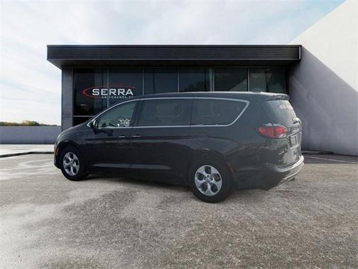 2018 Chrysler Pacifica Hybrid Touring Plus