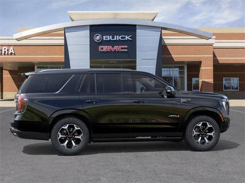 2025 GMC Yukon 4WD AT4