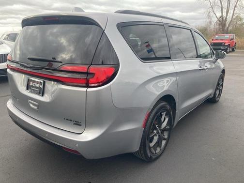 2021 Chrysler Pacifica Limited