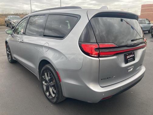2021 Chrysler Pacifica Limited