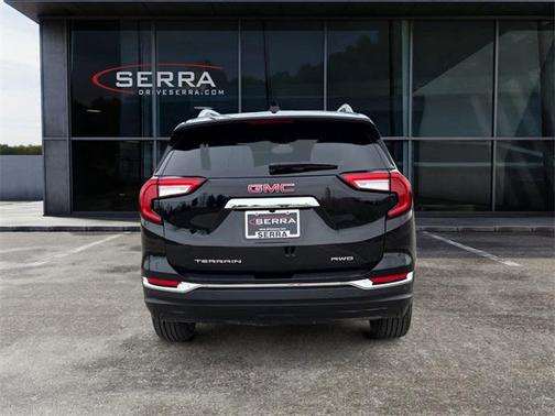 2022 GMC Terrain SLT