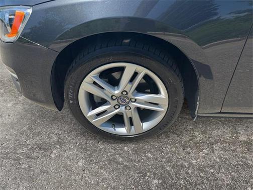 2015 Volvo S60 T5 Premier