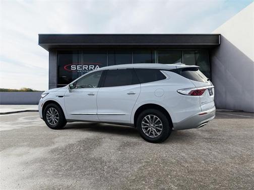2023 Buick Enclave Essence AWD