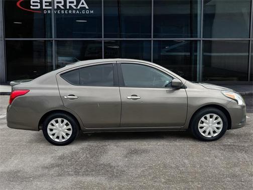 2015 Nissan Versa 1.6 SV