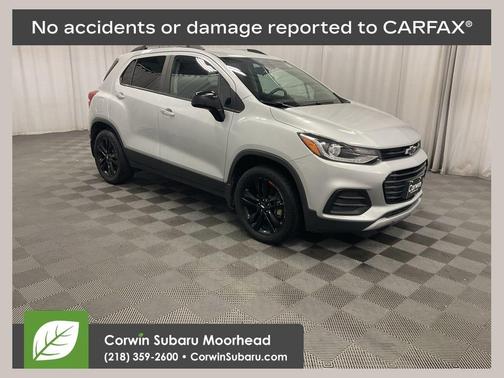 Silver Ice Metallic 2019 Chevrolet Trax LT