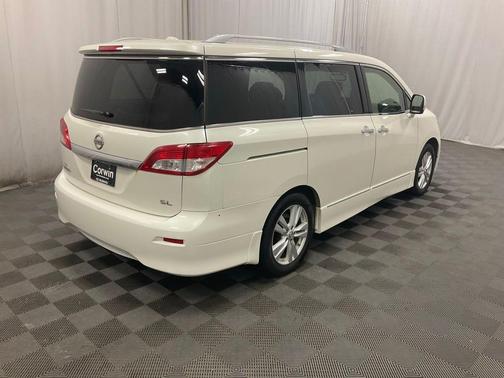 White Pearl 2013 Nissan Quest SL