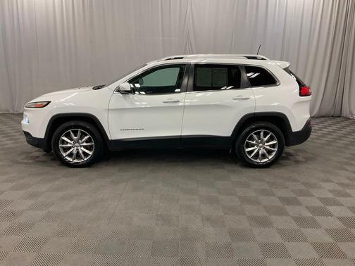 Bright White Clearcoat 2018 Jeep Cherokee Limited