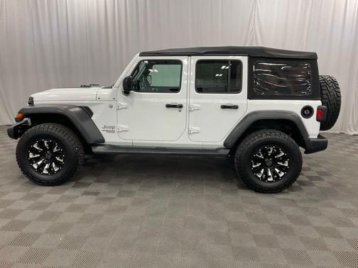 Bright White Clearcoat 2018 Jeep Wrangler Unlimited Sport