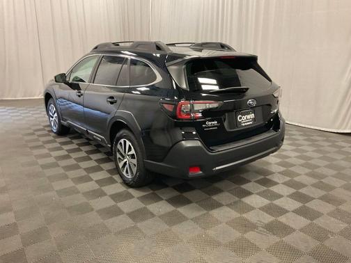 Crystal Black Silica 2025 Subaru Outback Premium