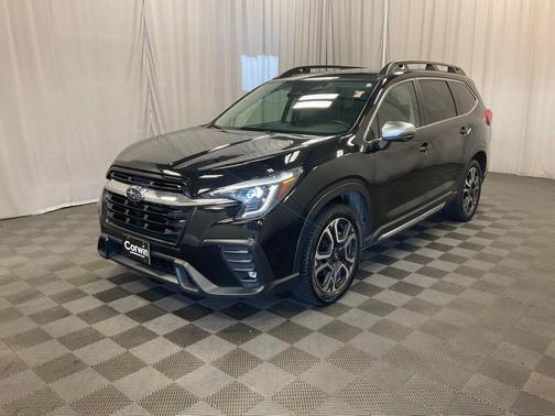 Crystal Black Silica 2023 Subaru Ascent Limited 7-Passenger