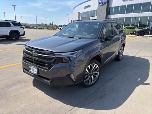 Magnetite Gray Metallic 2025 Subaru Forester Touring