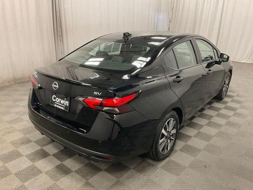 2023 Nissan Versa 1.6 SV