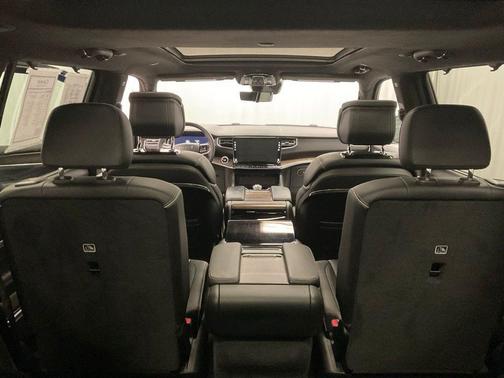 Ember Pearlcoat 2023 Jeep Grand Wagoneer Series II