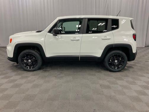 Alpine White Clearcoat 2023 Jeep Renegade Latitude