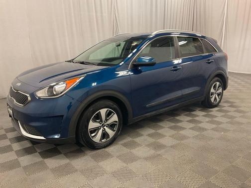 2017 Kia Niro LX