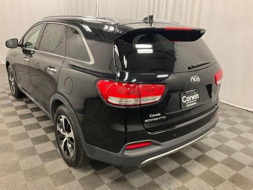 2016 Kia Sorento EX