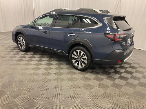 2025 Subaru Outback Touring