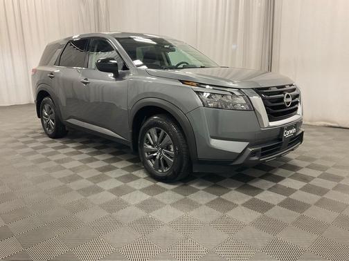 2024 Nissan Pathfinder S