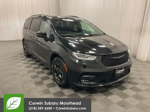 2024 Chrysler Pacifica Hybrid Select