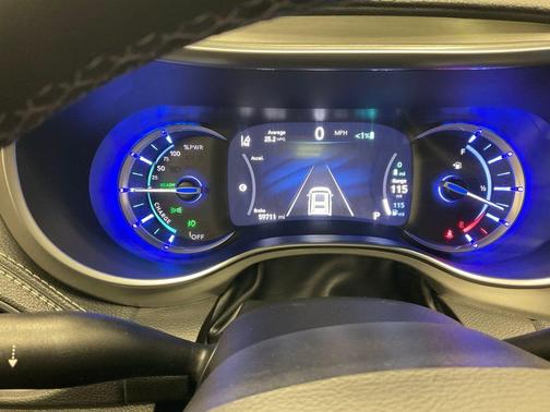 2024 Chrysler Pacifica Hybrid Select