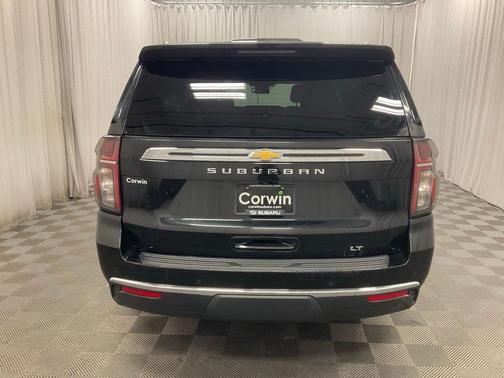 Black 2024 Chevrolet Suburban LT