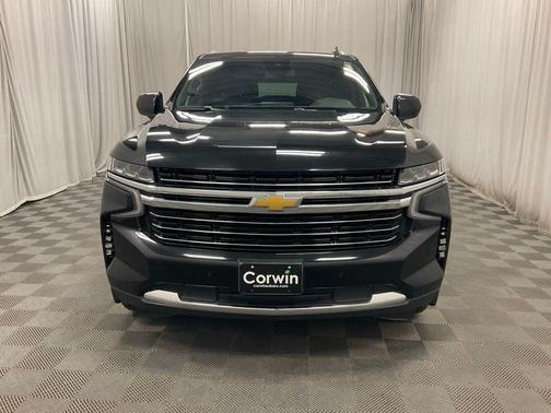 Black 2024 Chevrolet Suburban LT