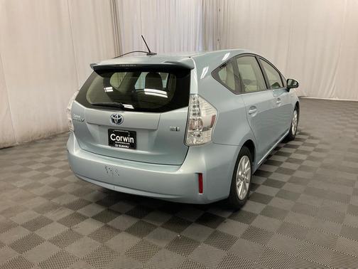 2013 Toyota Prius v Three
