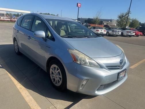 2013 Toyota Prius v Three