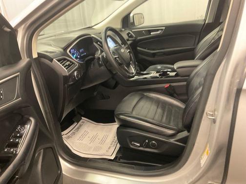 Ingot Silver 2018 Ford Edge SEL