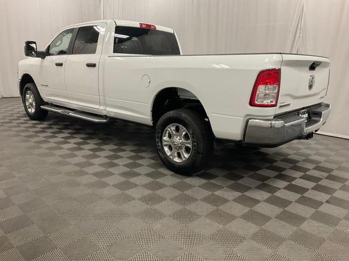 Bright White Clearcoat 2024 RAM 2500 Big Horn