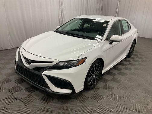 2024 Toyota Camry 