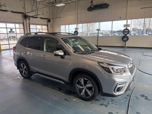 Ice Silver Metallic 2021 Subaru Forester Touring
