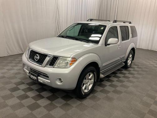 Silver Lightning 2011 Nissan Pathfinder SV