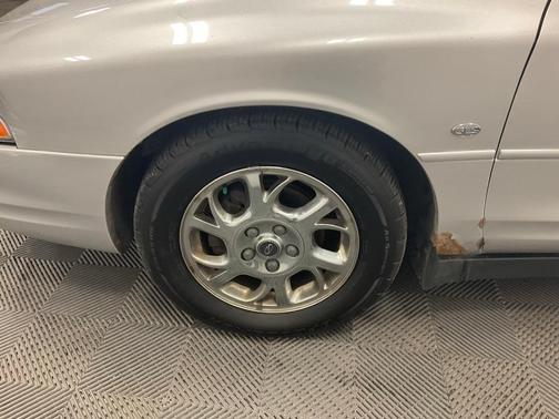 2002 Oldsmobile Intrigue GLS