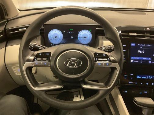 Black Pearl 2024 Hyundai TUCSON SEL