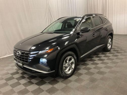 Black Pearl 2024 Hyundai TUCSON SEL