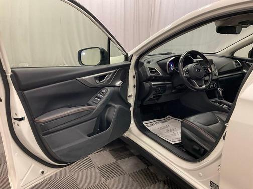 Crystal White Pearl 2023 Subaru Crosstrek Limited