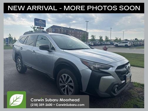 Ice Silver Metallic 2025 Subaru Outback Premium
