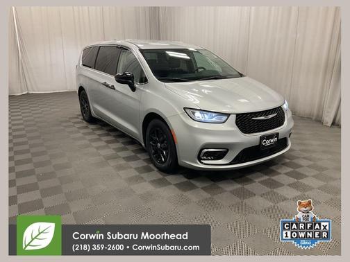 2023 Chrysler Pacifica Touring-L