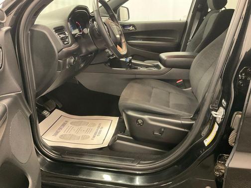 DB Black Crystal Clearcoat 2025 Dodge Durango GT