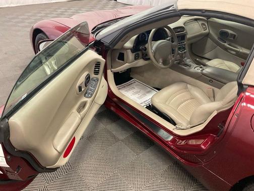 Dark Cherry Red Metallic 2003 Chevrolet Corvette