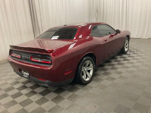 Octane Red Pearlcoat 2020 Dodge Challenger SXT