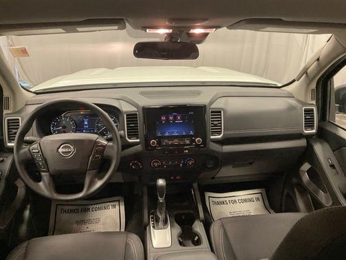 Glacier White 2024 Nissan Frontier SV