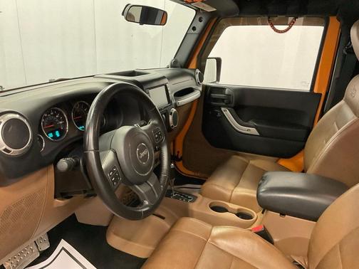 2012 Jeep Wrangler Sahara